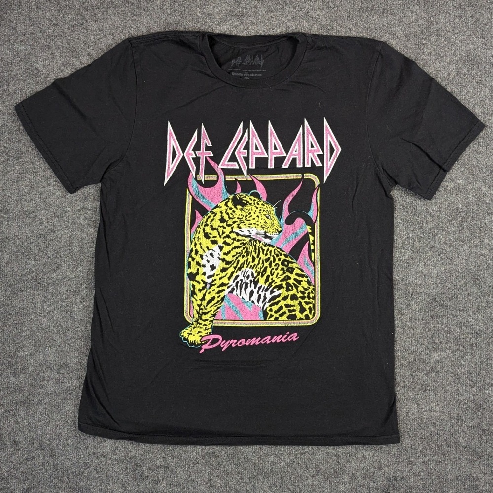 Def Leppard Pyromania Graphic T-Shirt Black Goodie Two Sleeves Large Cotton
